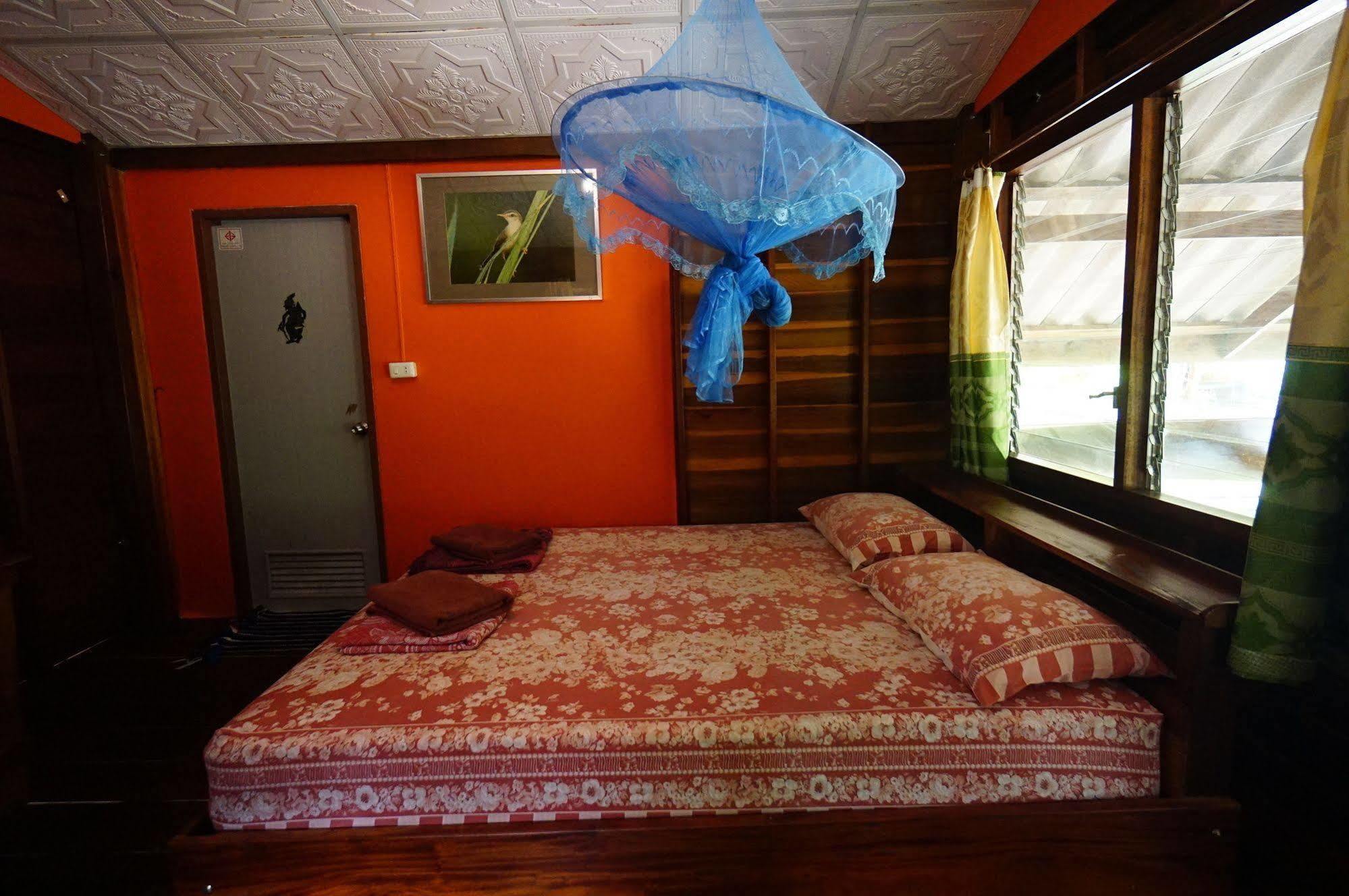 Pasai Guest house